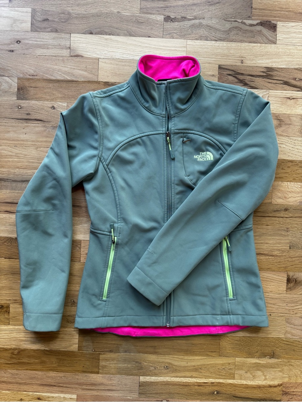 The North Face Women’s Apex Bionic Jacket